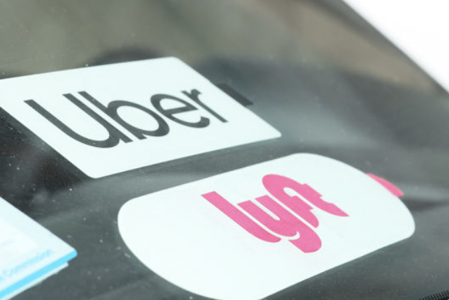 Competition: Uber v.s. Lyft